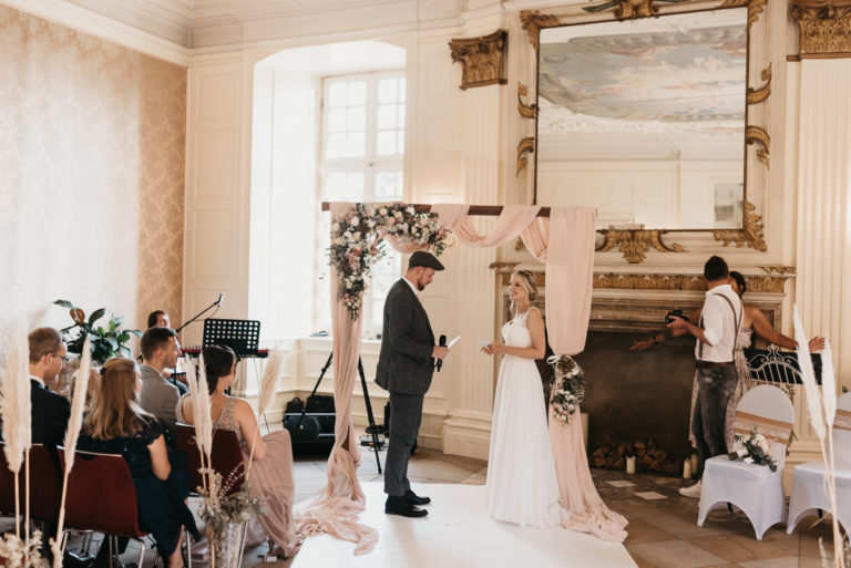 Freie Trauung Hochzeit Location Schloss Gastronomie Herten Feier Schloßpark